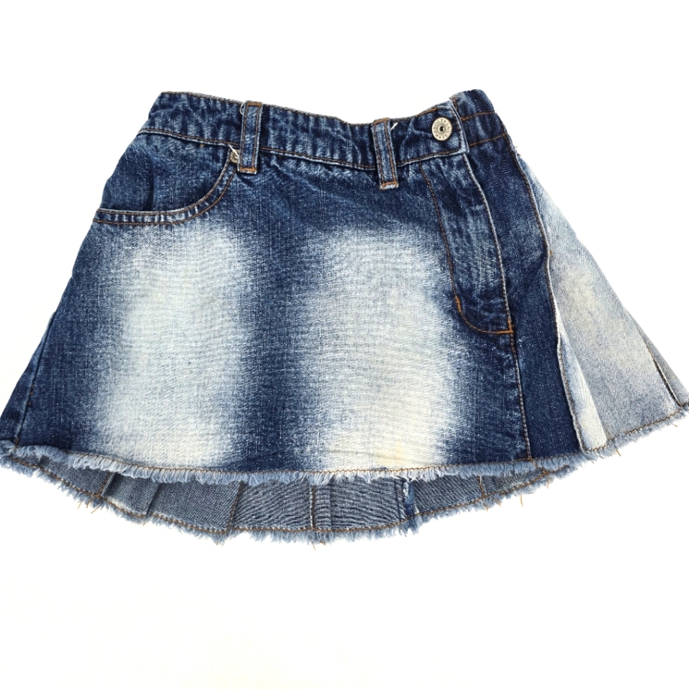 Revolt Pleaded Jean Skirt Size 6